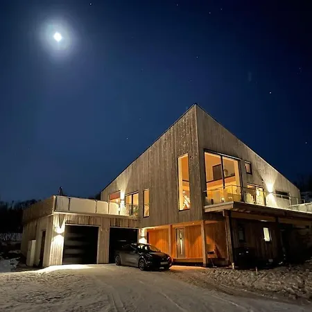 Spectacular New Build House With An Amazing View! - Kvaloya, Tromso Hébergement de vacances