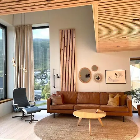 Spectacular New Build House With An Amazing View! - Kvaloya, Tromso